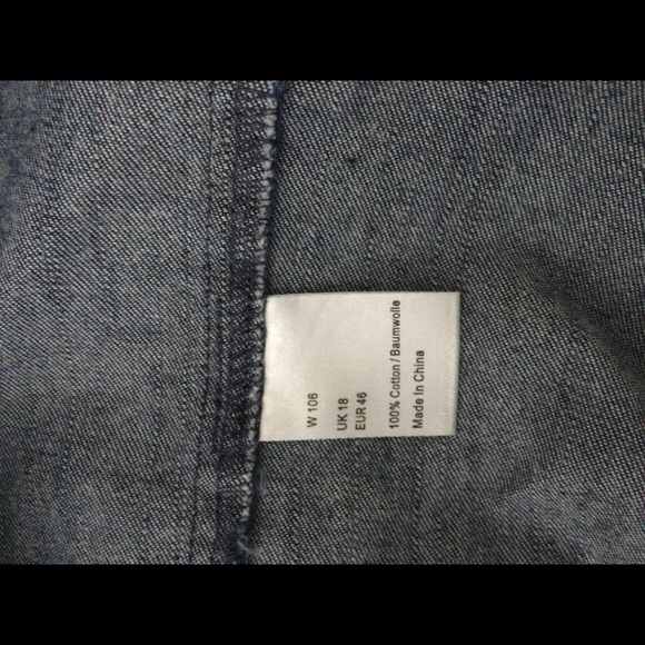 Flippy and fun light weight denim mini skirt made by Wrap size 18 - Picture 6 of 6